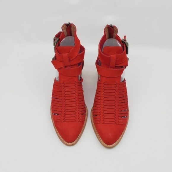 Jeffrey Campbell Red Strappy Sandals with Low Heel - Picture 2 of 12